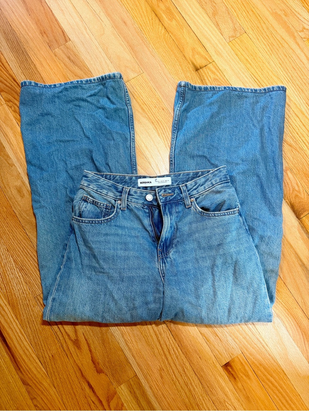 Bershka Women's Medium Blue Wide-Leg Jeans 2